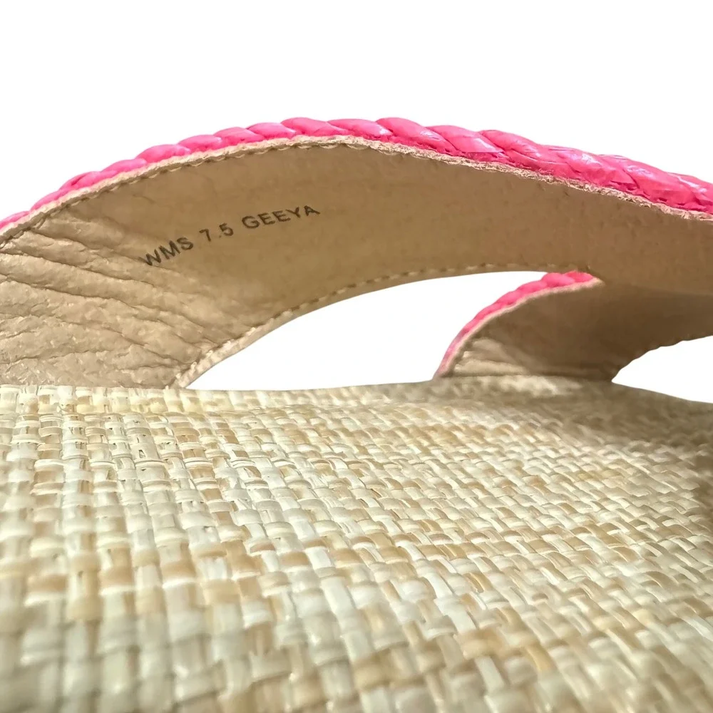 DV Dolce Vita Geeya Slide Sandals Womens 7.5 Pink Woven Raffia Flat NWOT